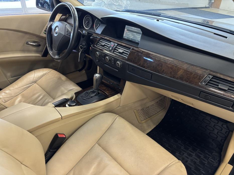 BMW 530 2007