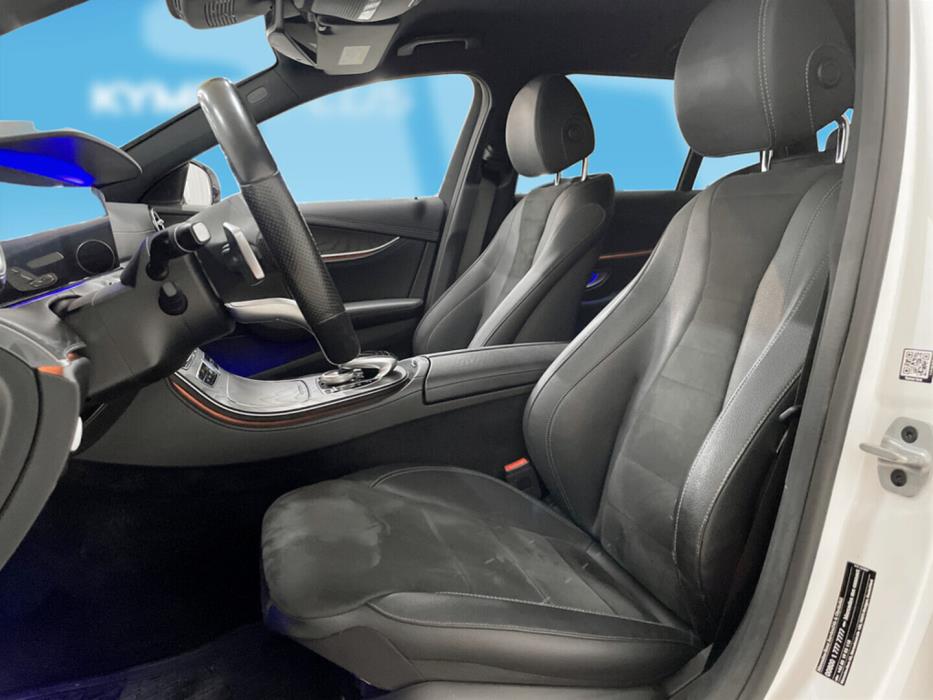 MERCEDES-BENZ E 2020