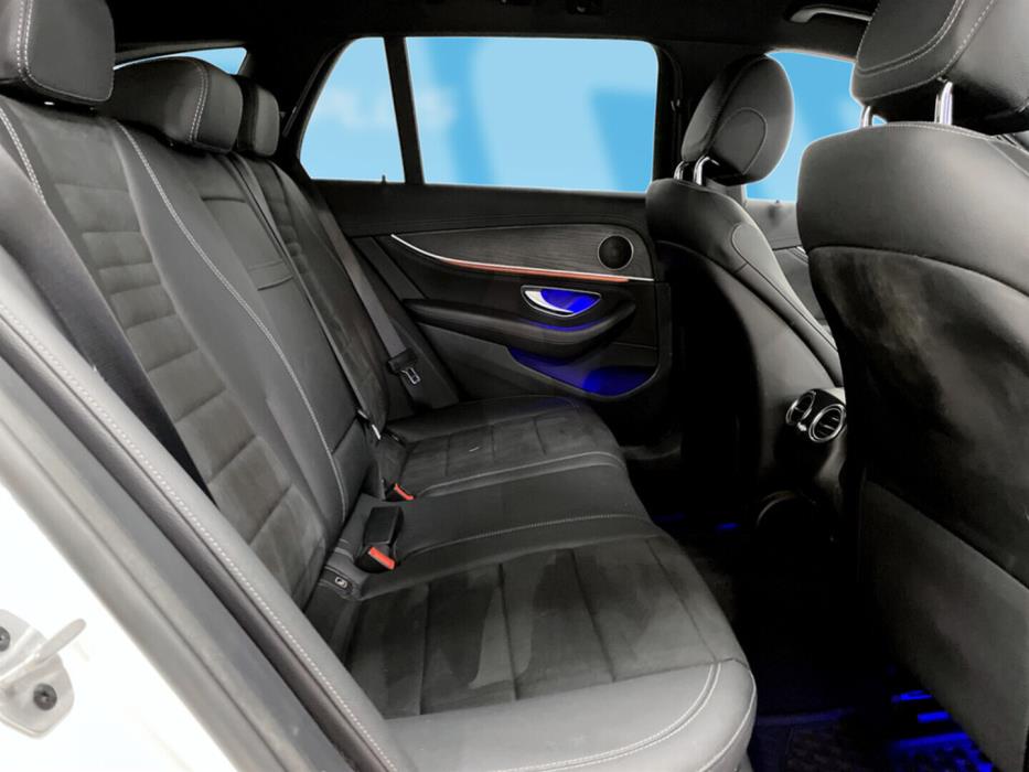 MERCEDES-BENZ E 2020