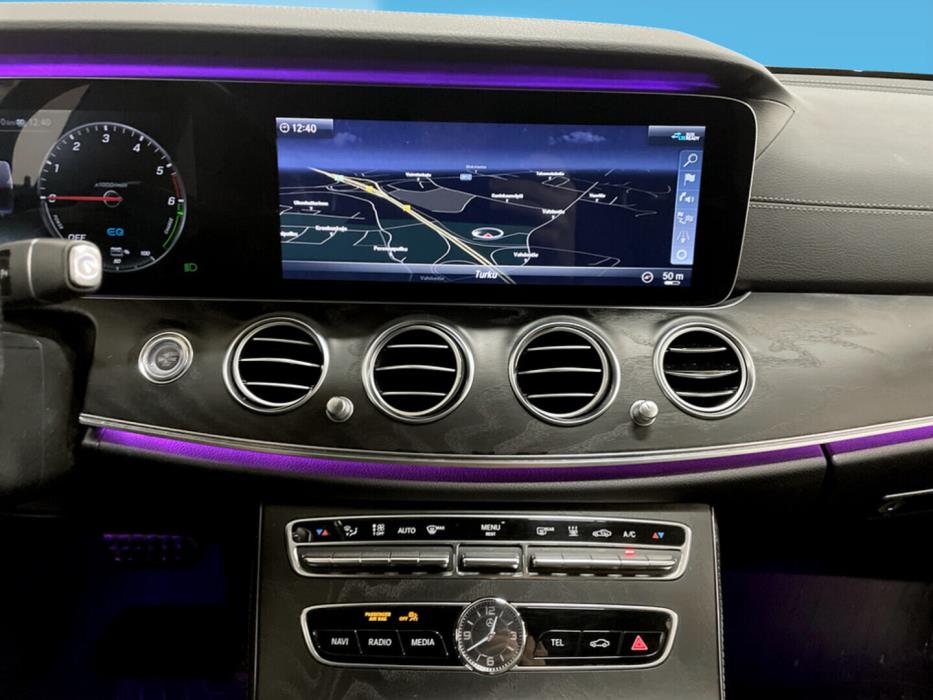 MERCEDES-BENZ E 2020