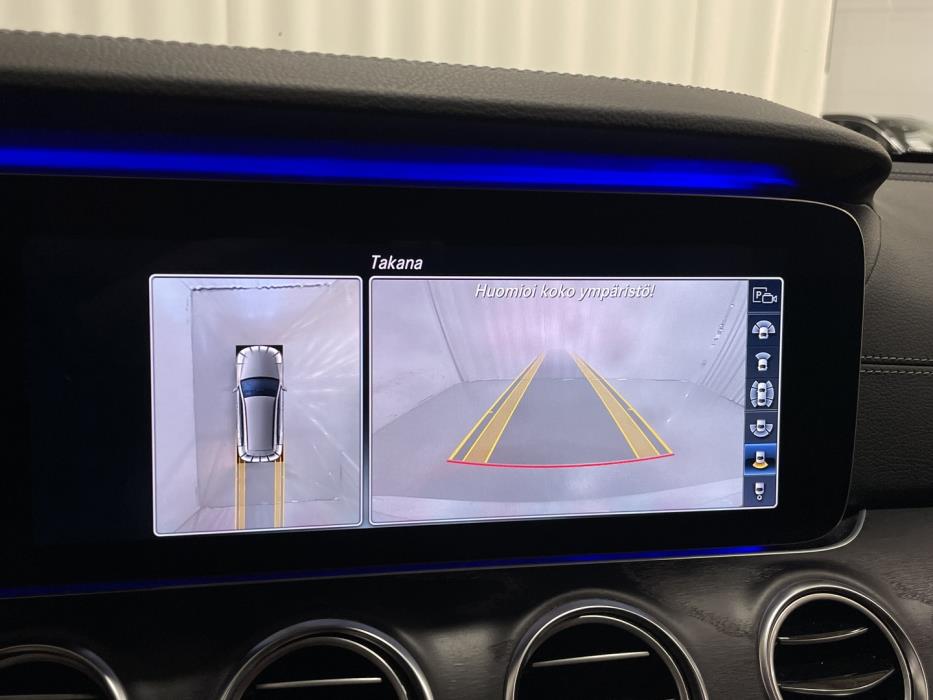 MERCEDES-BENZ E 2020