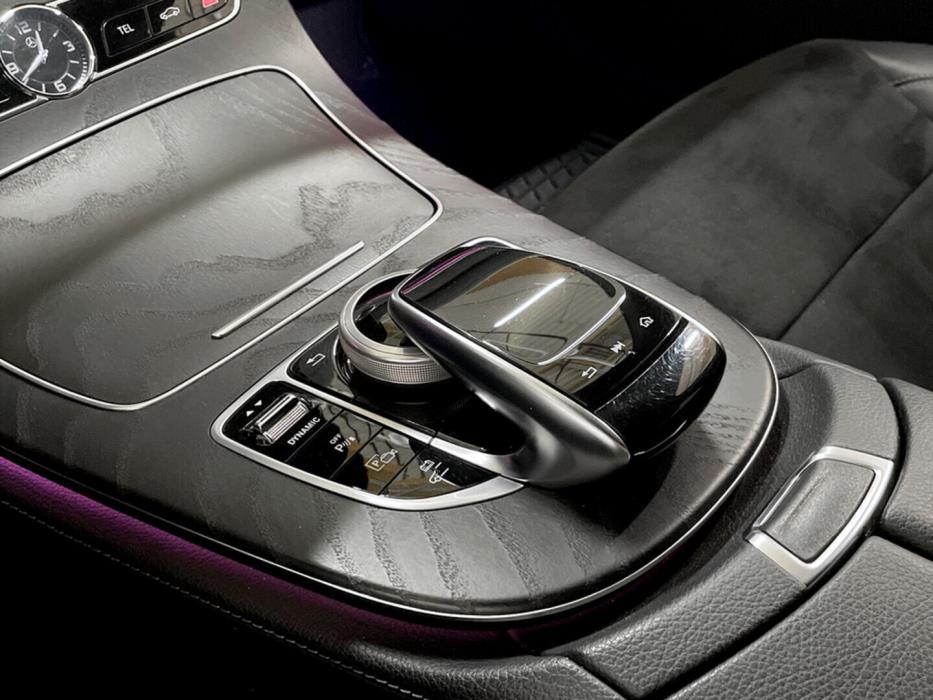 MERCEDES-BENZ E 2020