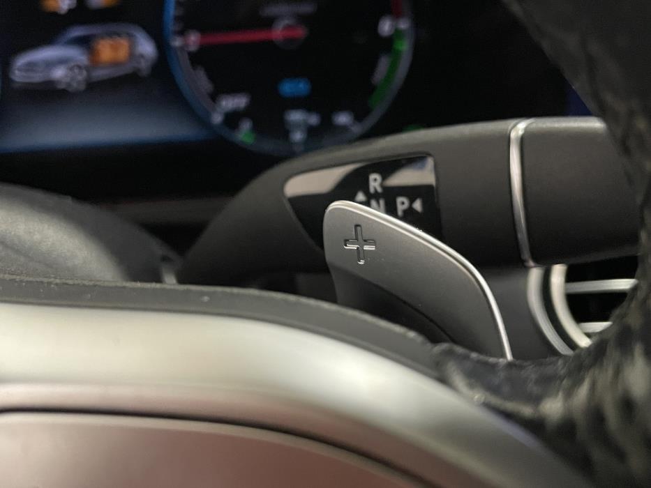 MERCEDES-BENZ E 2020