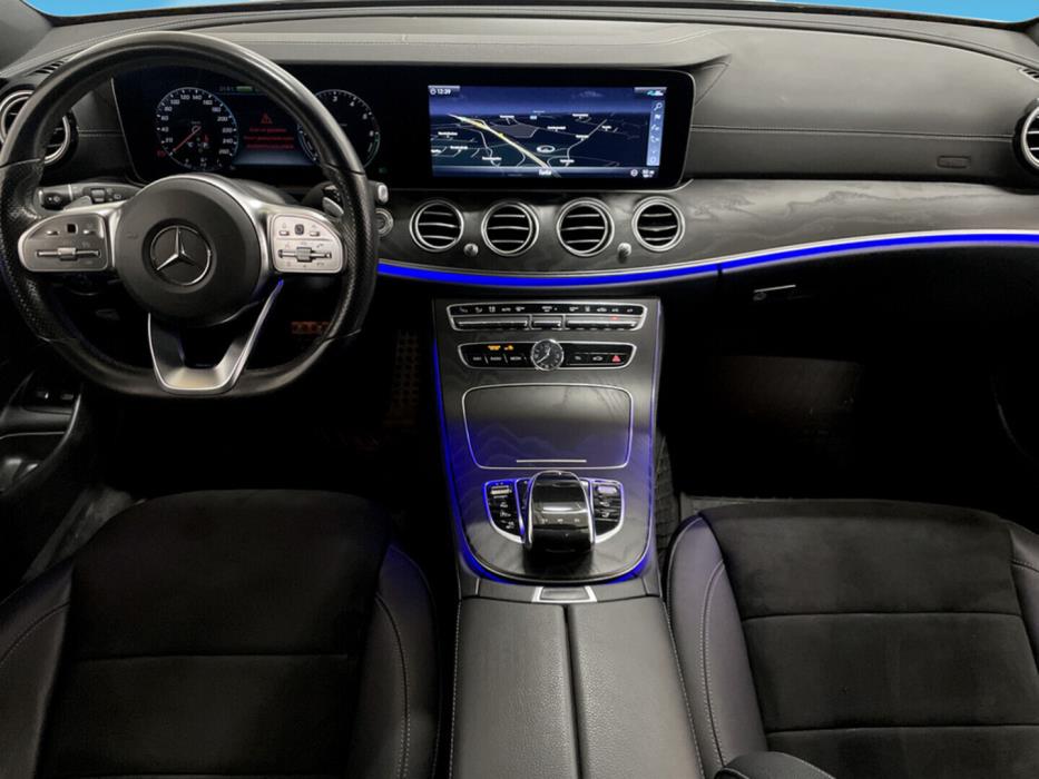 MERCEDES-BENZ E 2020