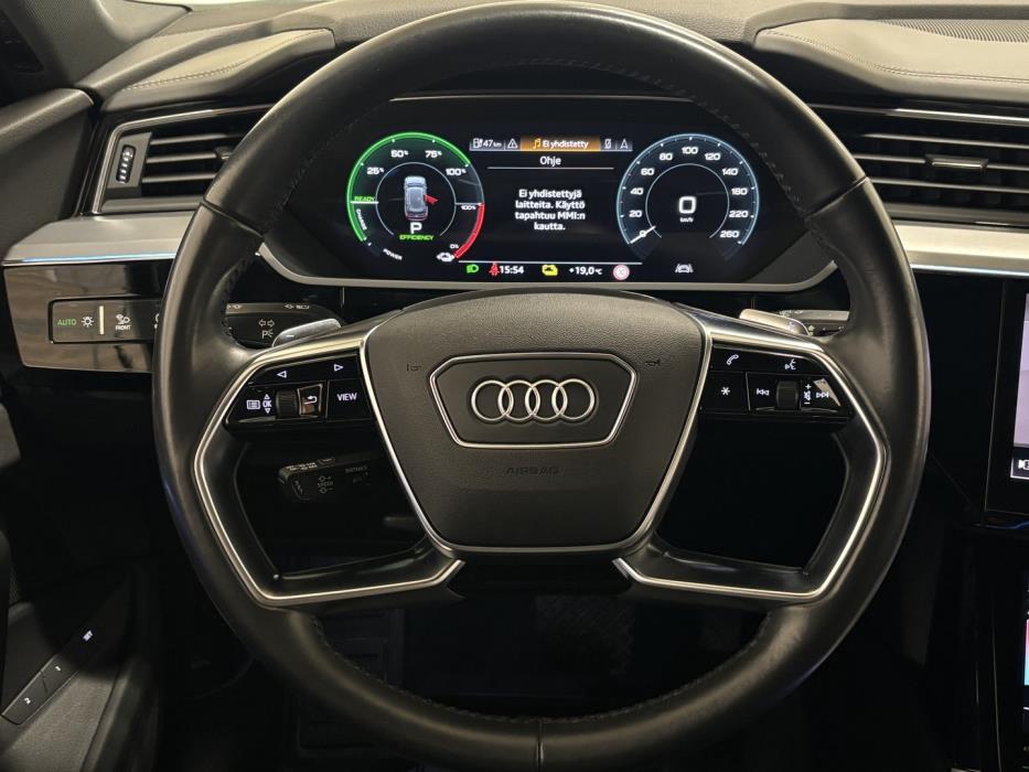 AUDI e-tron 2020