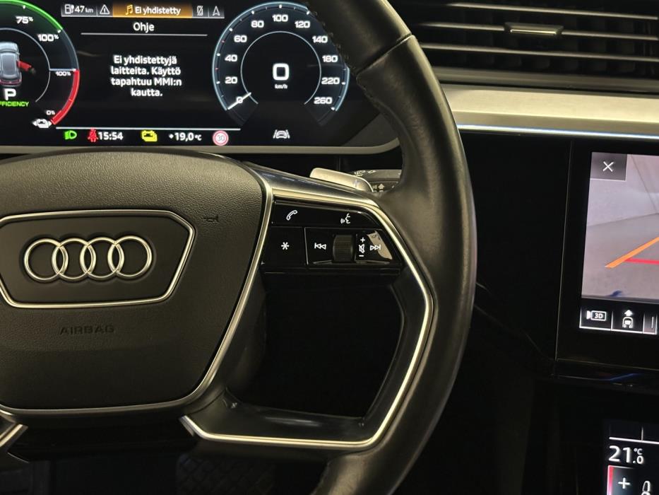 AUDI e-tron 2020