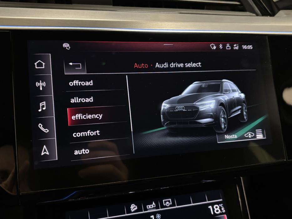 AUDI e-tron 2020