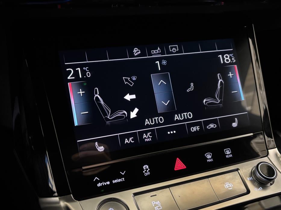 AUDI e-tron 2020