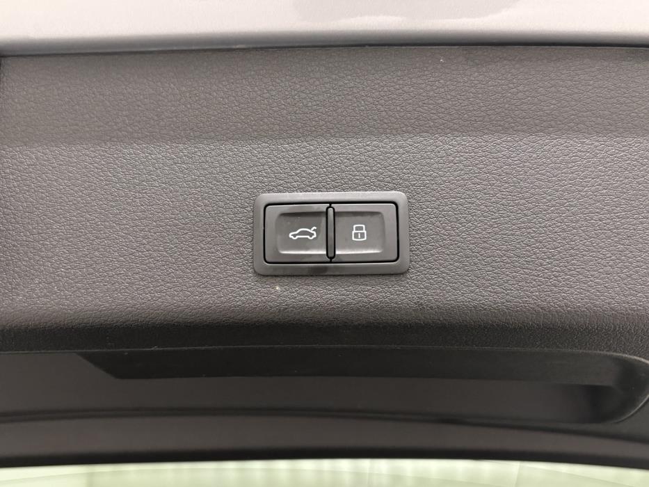 AUDI e-tron 2020