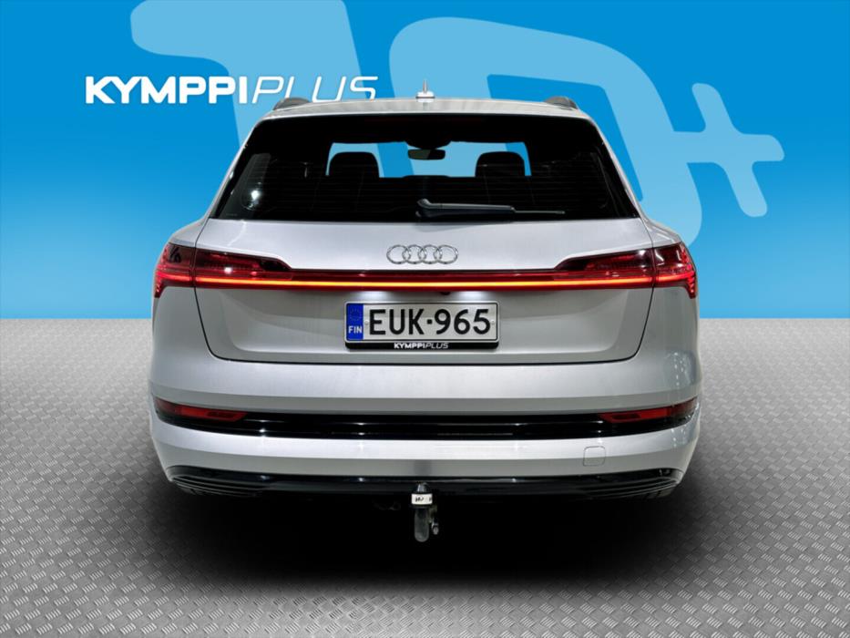 AUDI e-tron 2020