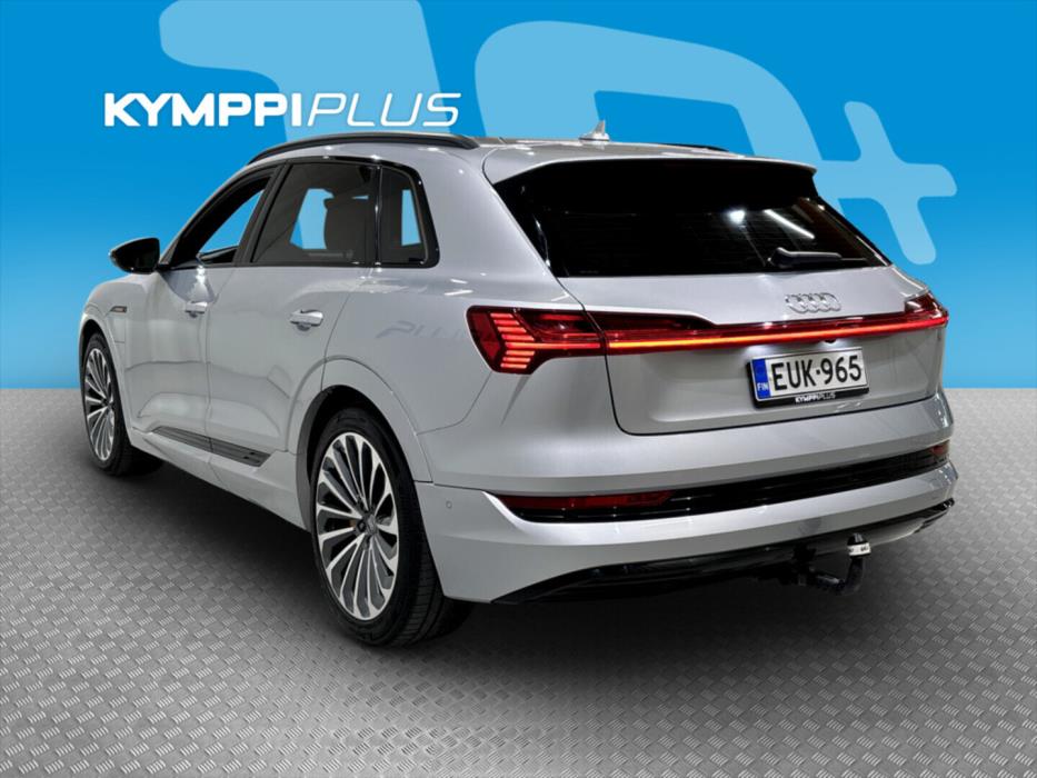 AUDI e-tron 2020