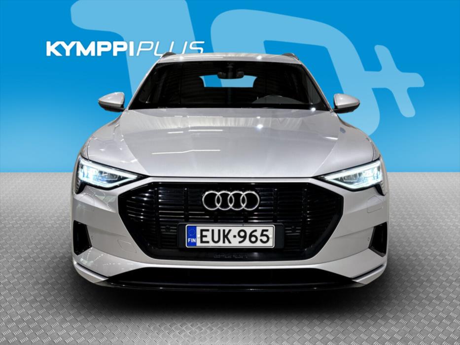 AUDI e-tron 2020