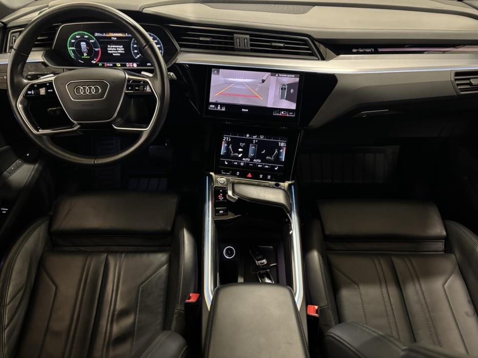 AUDI e-tron 2020