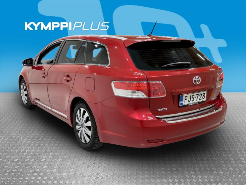 TOYOTA Avensis 2010