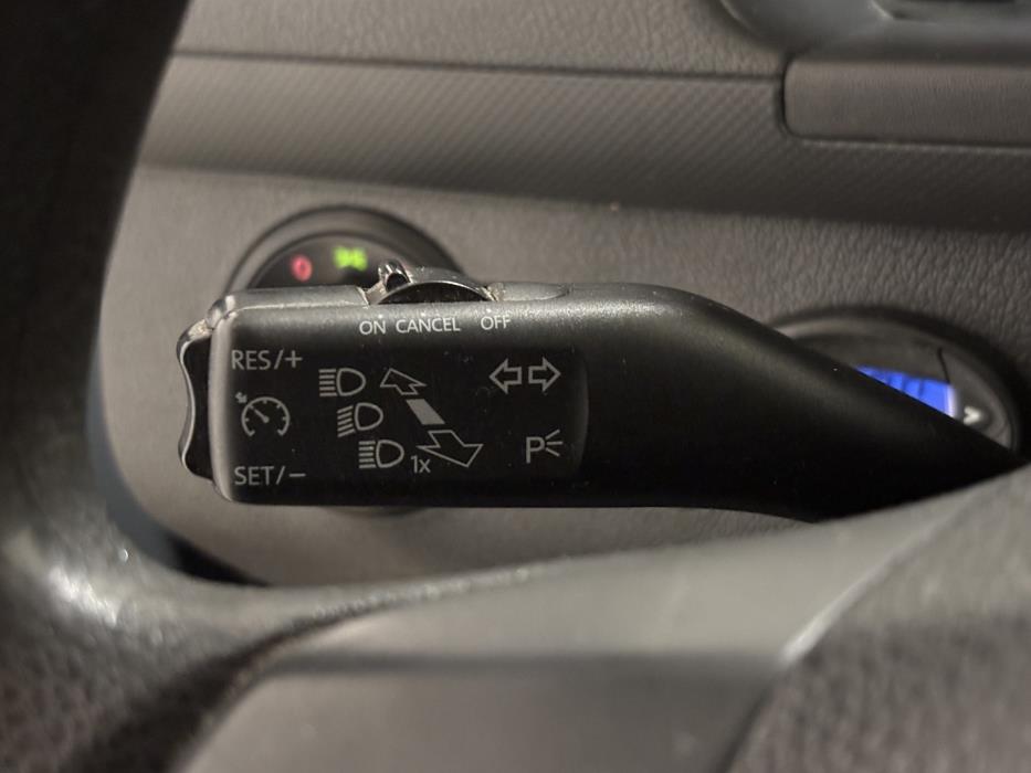 VOLKSWAGEN Caddy Maxi 2013