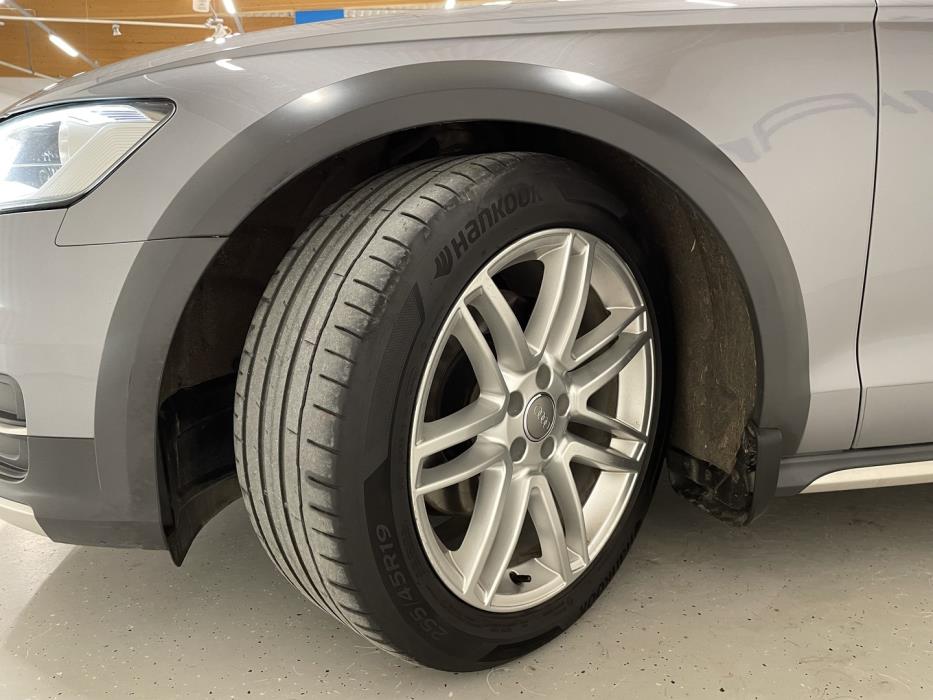 AUDI A6 allroad quattro 2016