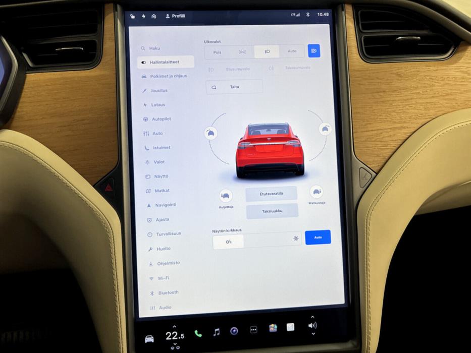 TESLA Model X 2020