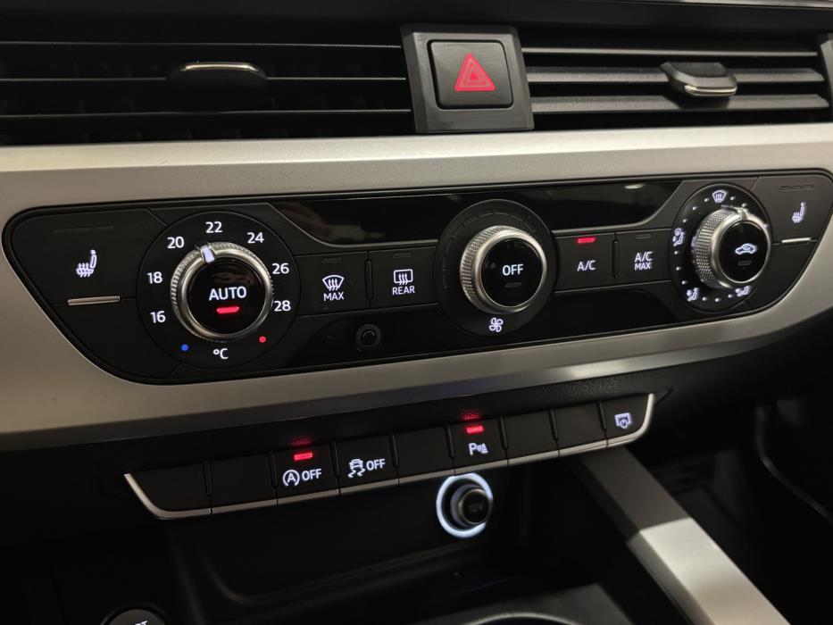 AUDI A4 2017