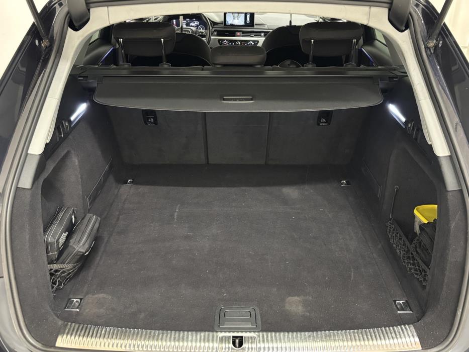 AUDI A4 2017