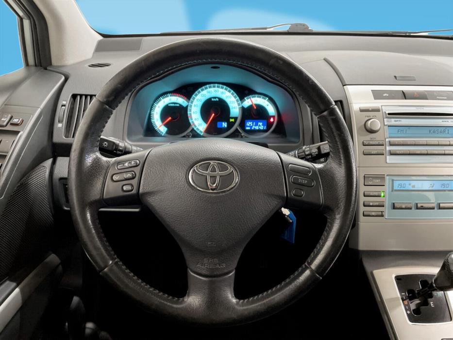 TOYOTA Corolla Verso 2007