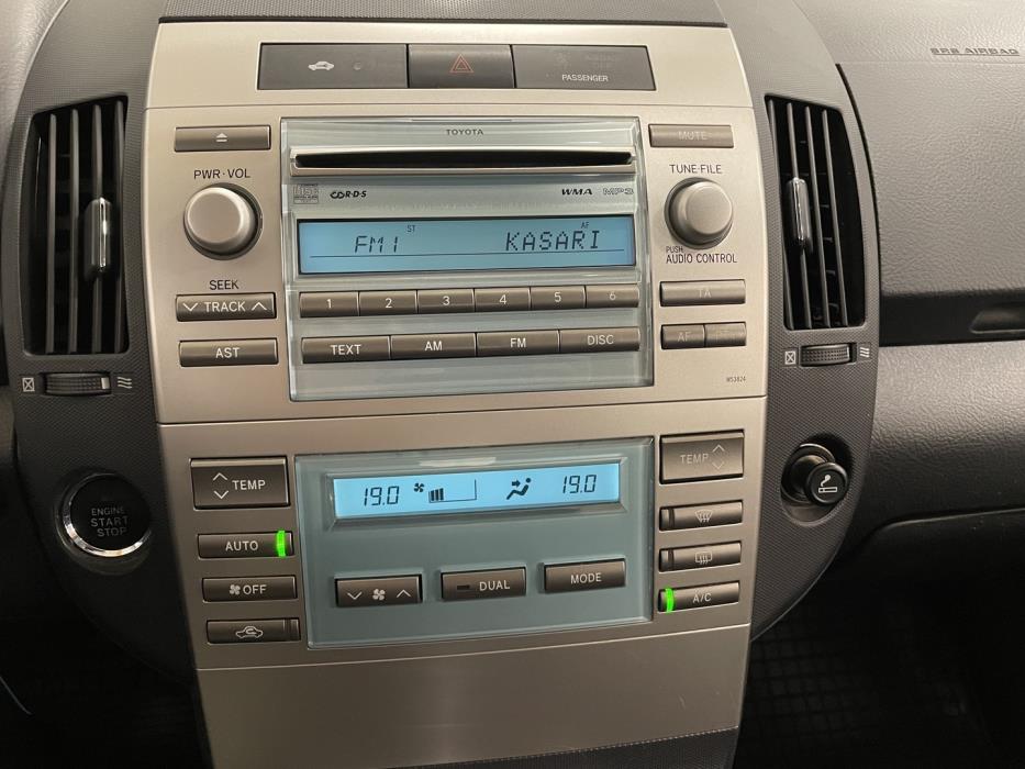 TOYOTA Corolla Verso 2007