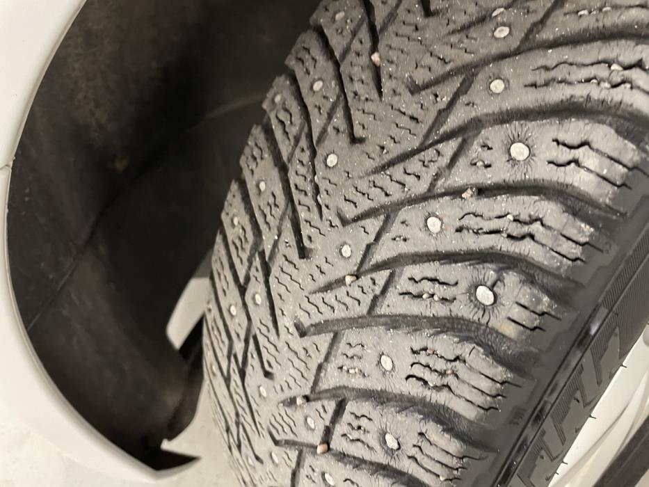 VOLKSWAGEN Golf 2012