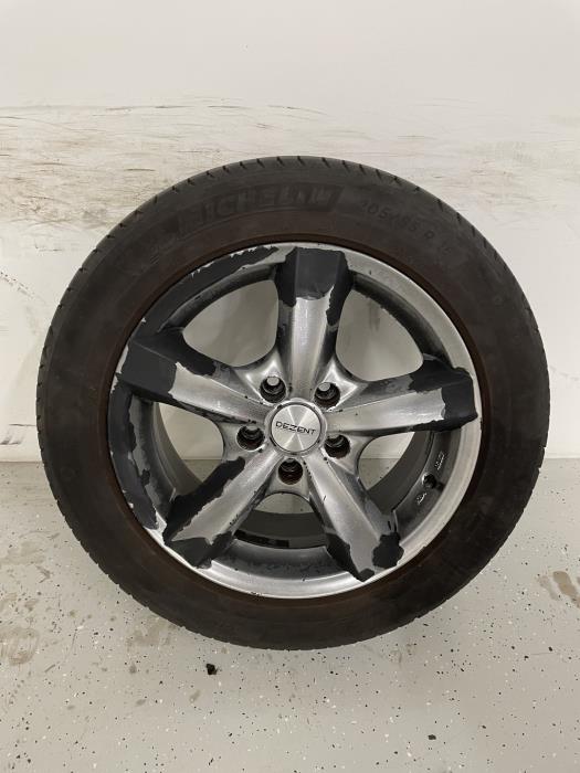 VOLKSWAGEN Golf 2012