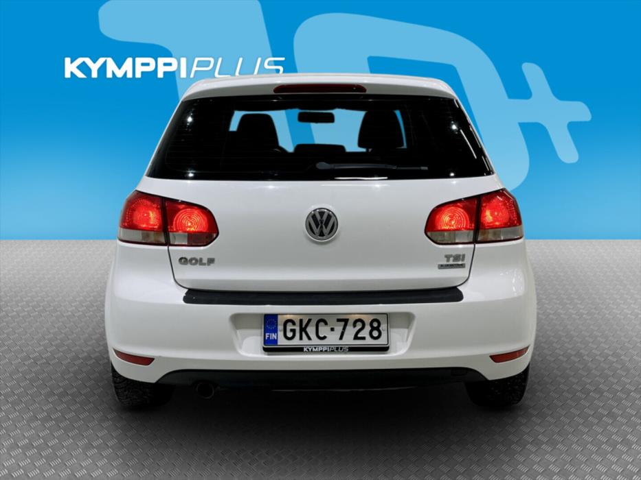VOLKSWAGEN Golf 2012