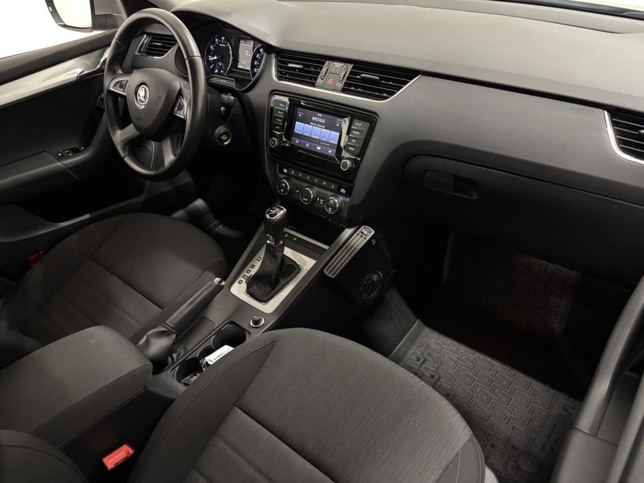 SKODA Octavia 2015