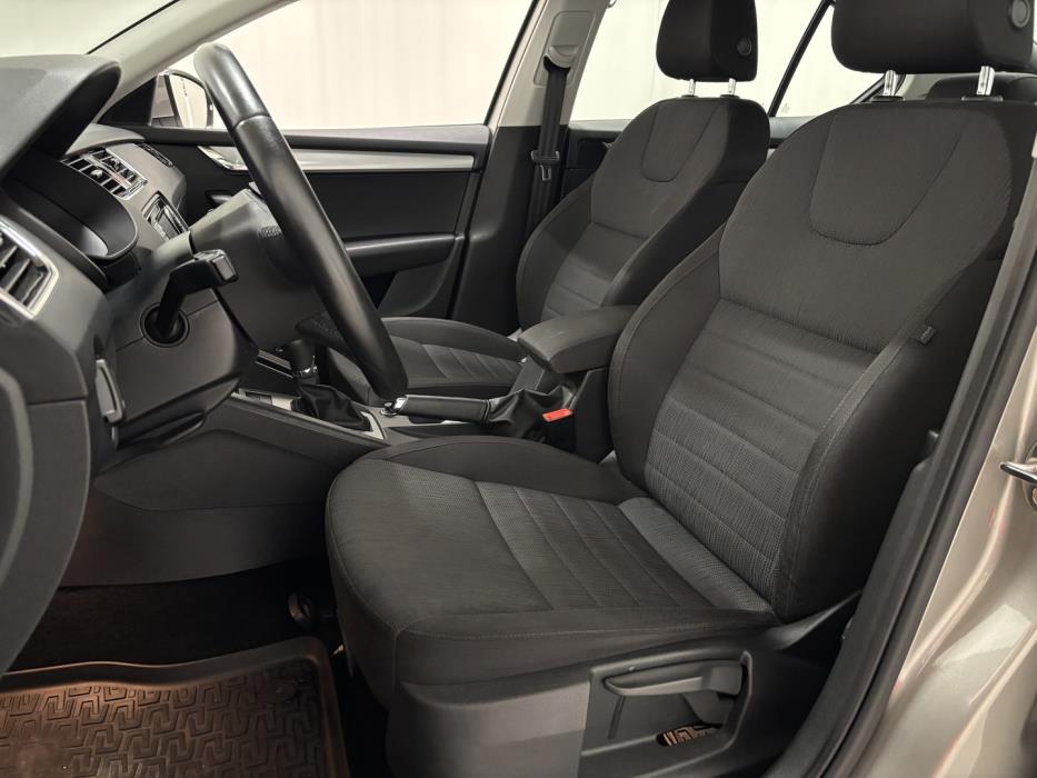 SKODA Octavia 2015