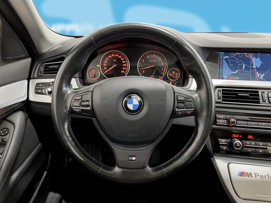 BMW 523 2011