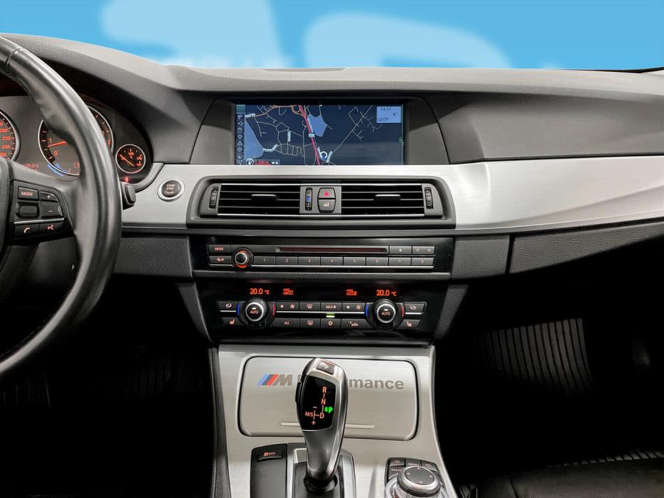 BMW 523 2011