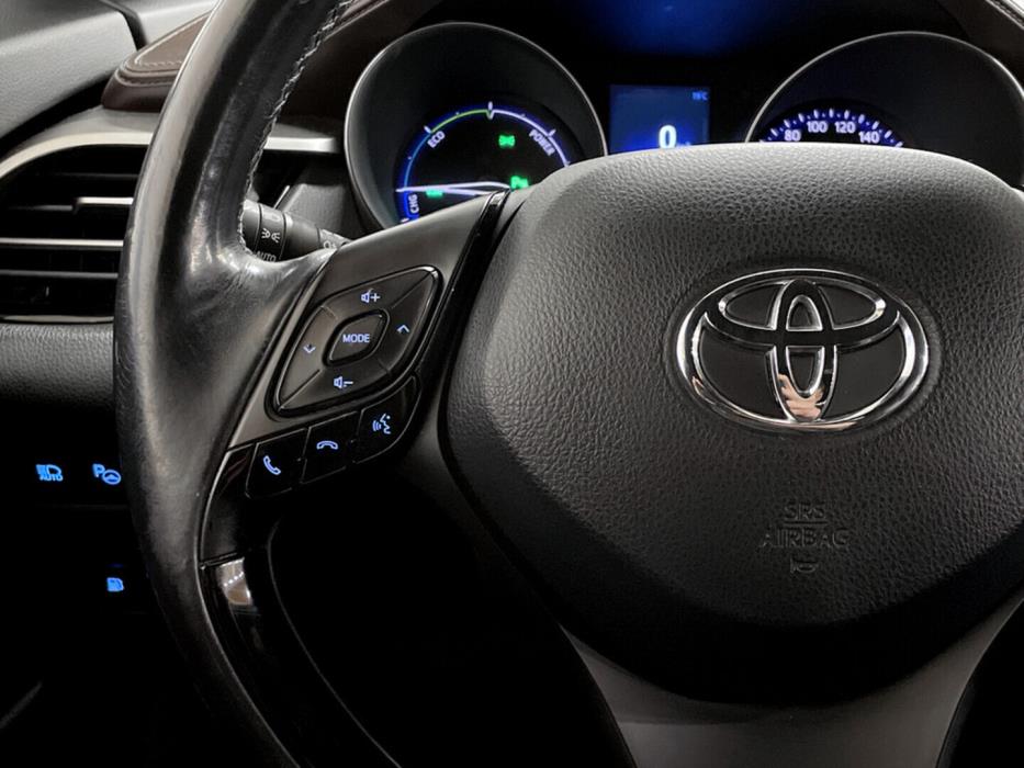 TOYOTA C-HR 2018