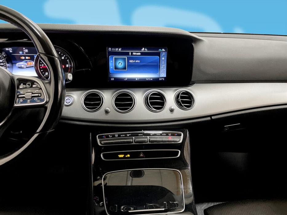 MERCEDES-BENZ E 2019