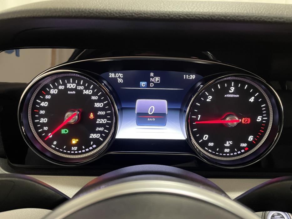 MERCEDES-BENZ E 2019