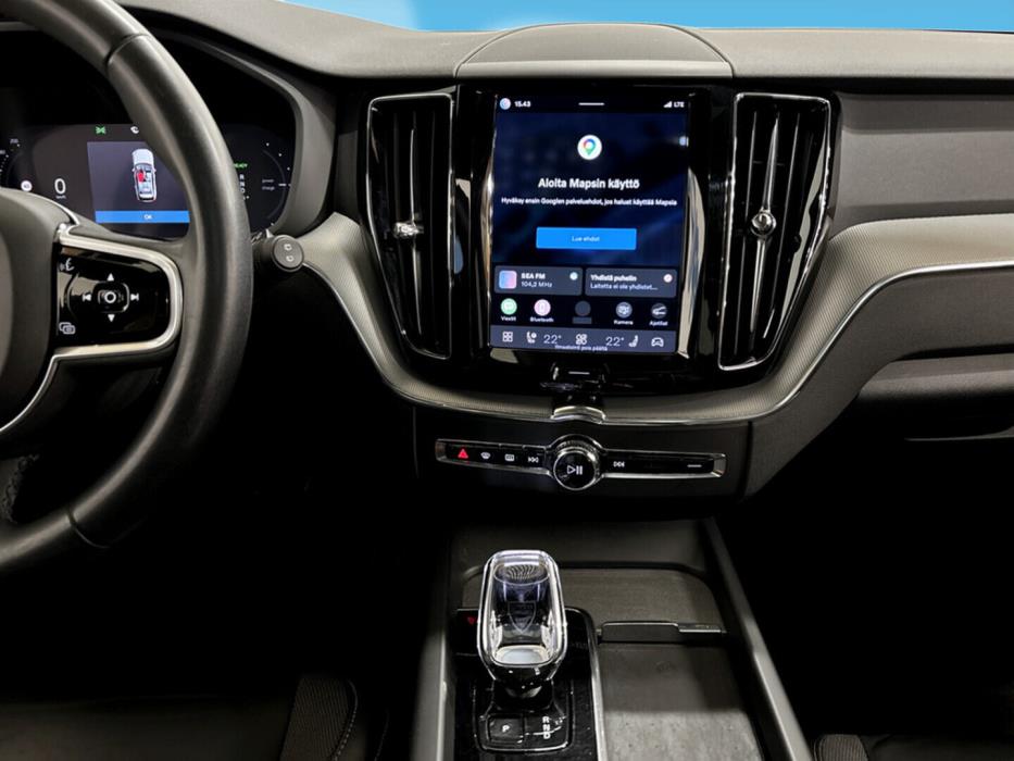 VOLVO XC60 2023