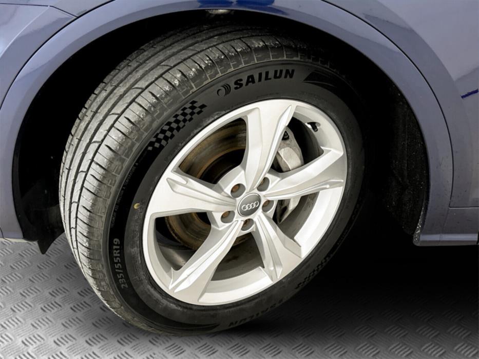 AUDI Q5 2019