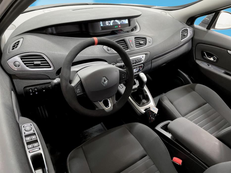 RENAULT Grand Scenic 2015