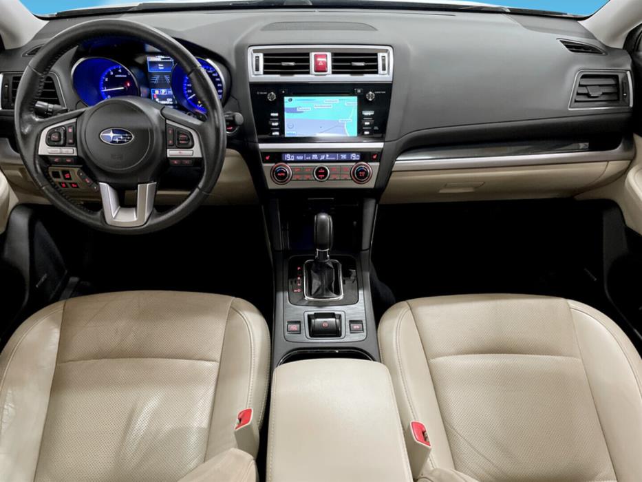 SUBARU Outback 2015
