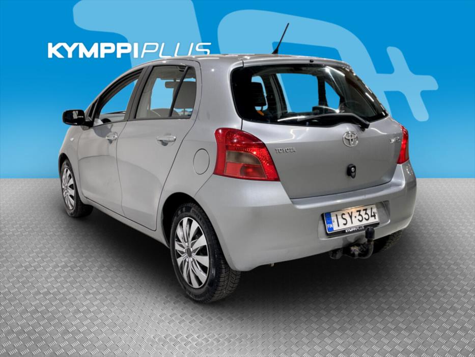 TOYOTA Yaris 2006