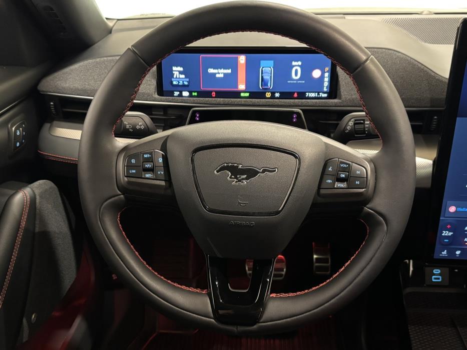 FORD Mustang Mach-E 2022