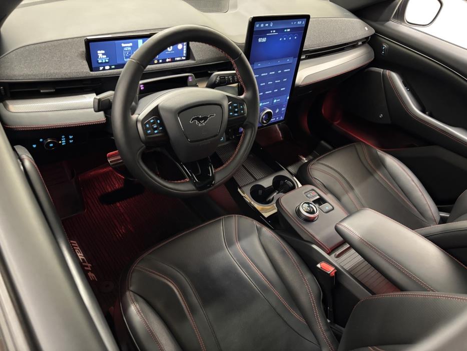 FORD Mustang Mach-E 2022
