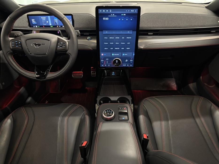 FORD Mustang Mach-E 2022
