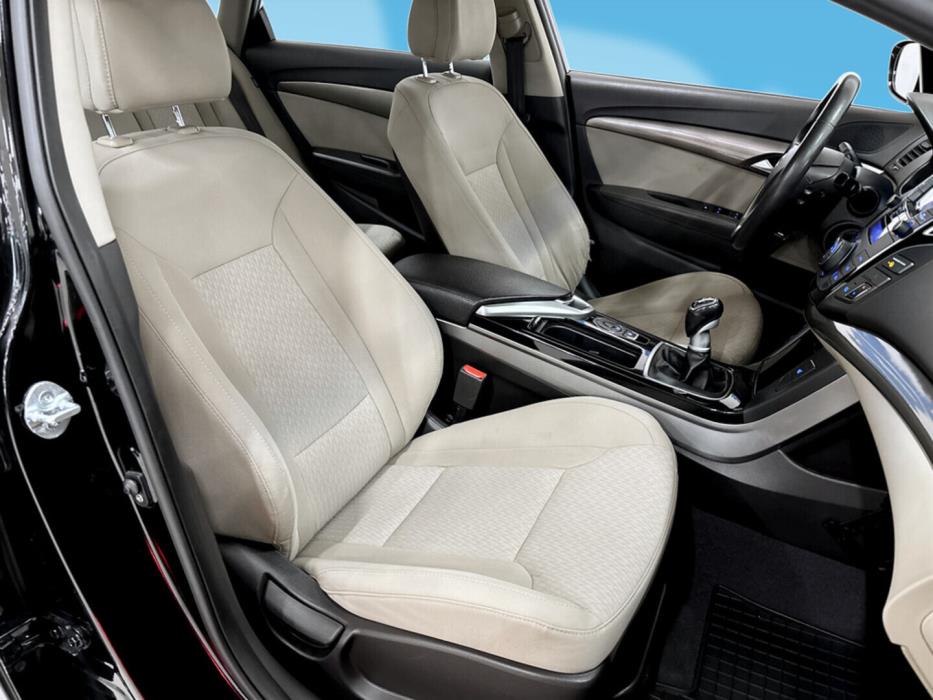 HYUNDAI i40 2013