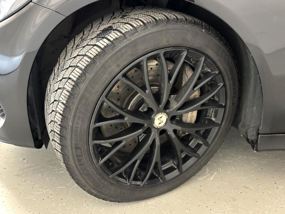 MERCEDES-BENZ C 43 AMG 2016