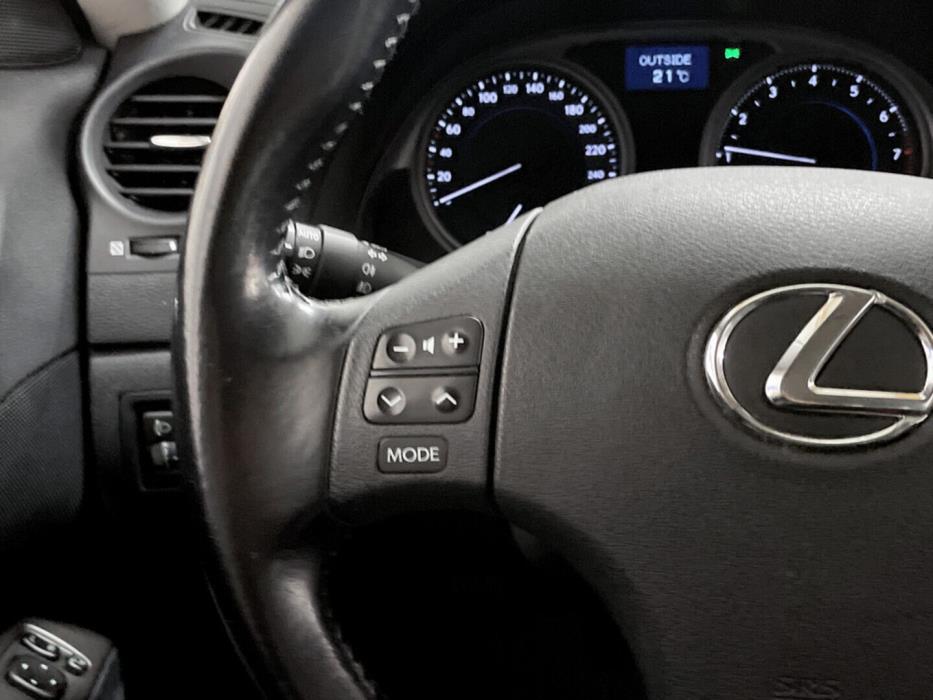 LEXUS IS 2009