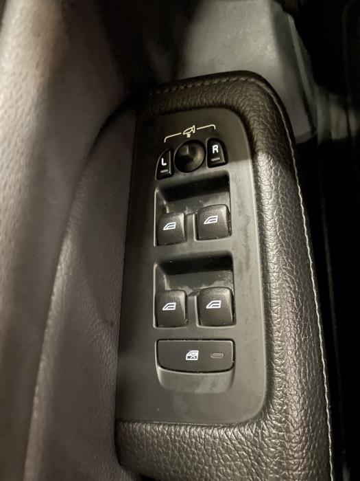 VOLVO V60 2019