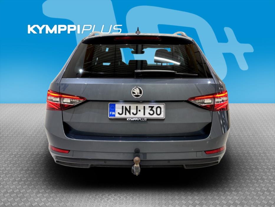 SKODA Superb 2016