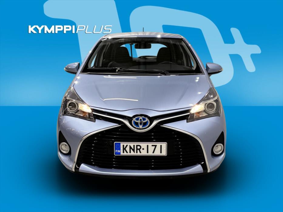 TOYOTA Yaris 2016