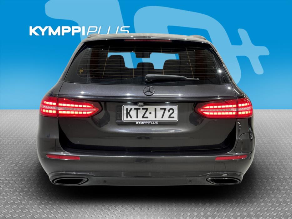 MERCEDES-BENZ E 2021